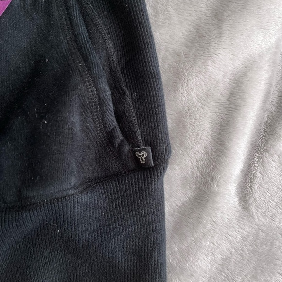 ARITZIA TNA ZIP UP HOODIE - Picture 4 of 7